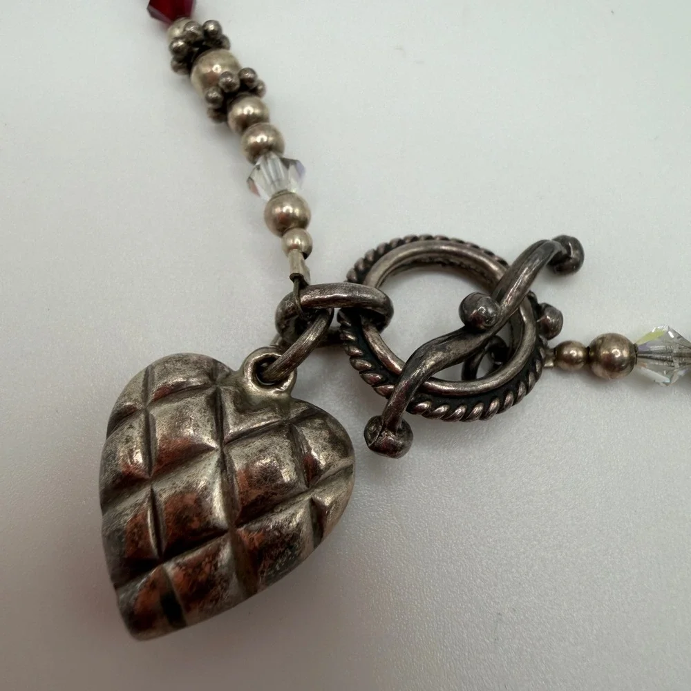 VTG Style Red Ruby AB Crystal Beaded Toggle Bracelet Quilted Heart Charm Sweet